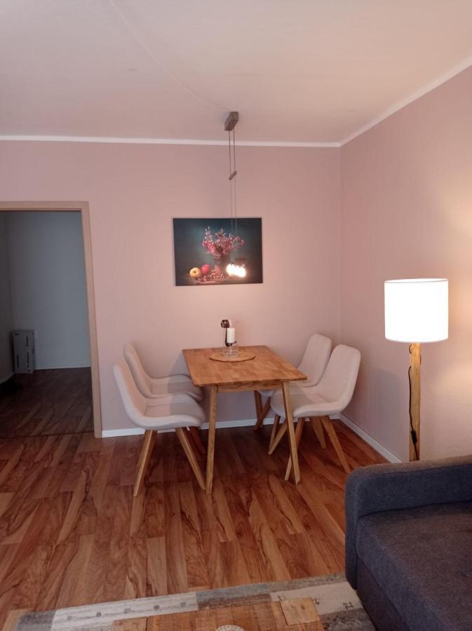 Ferienwohnung Greifenbach, Gartennutzung, Haustiere Willkommen Geyer Exterior photo